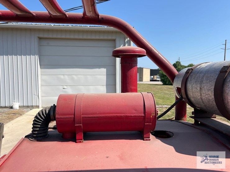 yale-20,000#-model-g-5-200-propane-forklift.-forks-are-4'-6"-long-by-7"-wide-by-3-1/4"-thick.-image-11