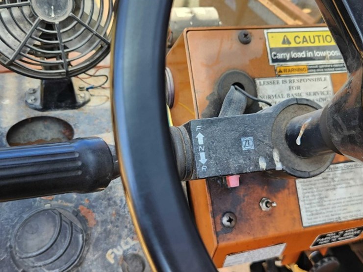 2001-lull-highlander-844c42-telescoping-8000#-lift.-serial-number-01w21p223795.-cummins-diesel-image-31