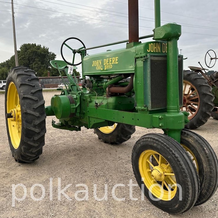 JOHN DEERE A