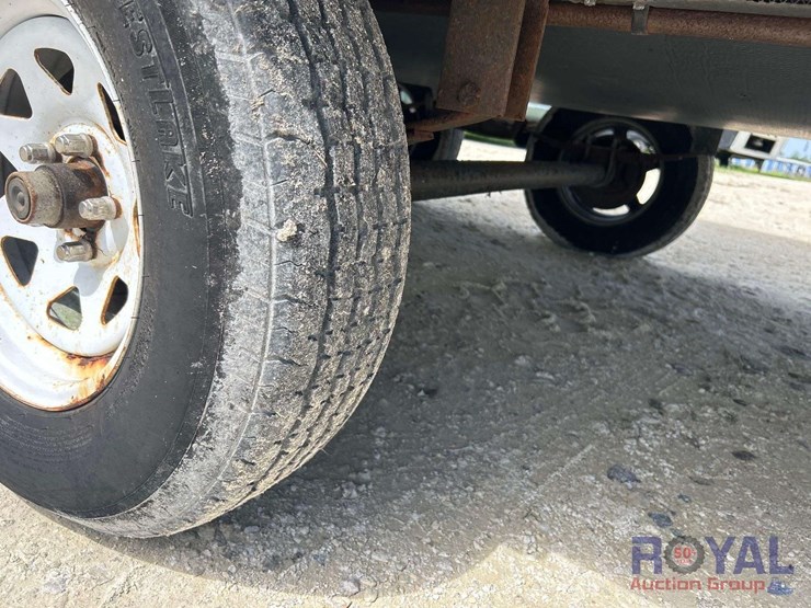 2015-revere-shasta-27db-5th-wheel-travel-trailer-image-35