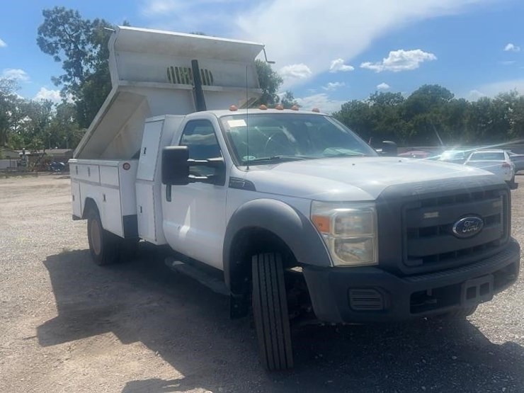 2013-ford-f550-image-1