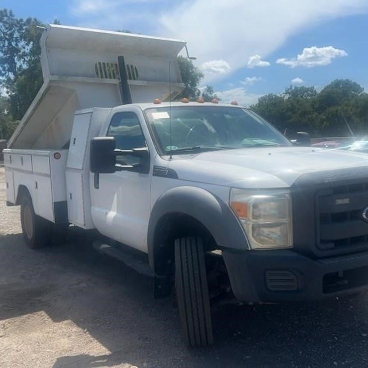 2013 FORD F550