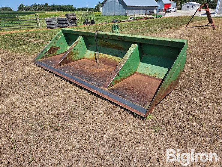 gnuse-3-pt-12'-wide-hydraulic-dump-bucket-image-1