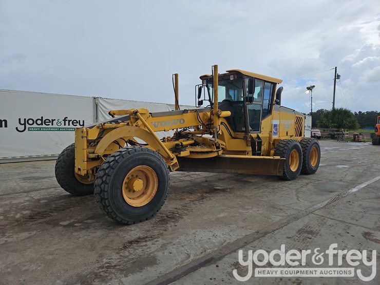2005-volvo-g930-image-1