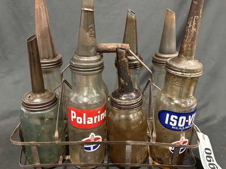 669---(8)-quart-glass-oil-bottles-w/-carry-rack-image-1
