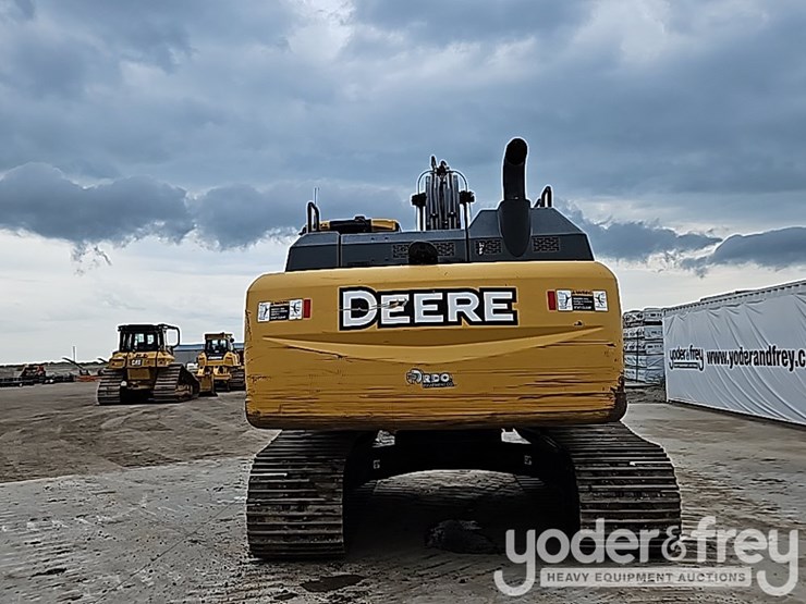 2019-deere-210g-image-4
