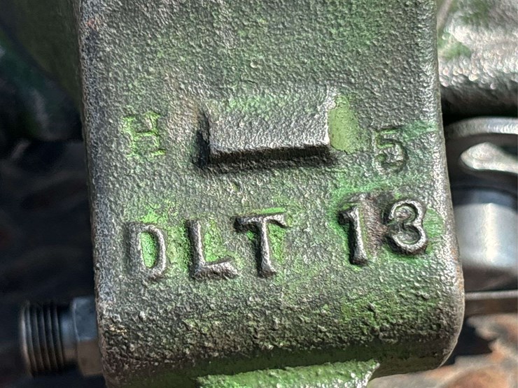 marvel-schebler-dltx-71-carburetor-image-11