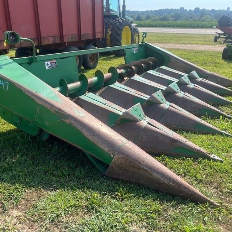JOHN DEERE 693