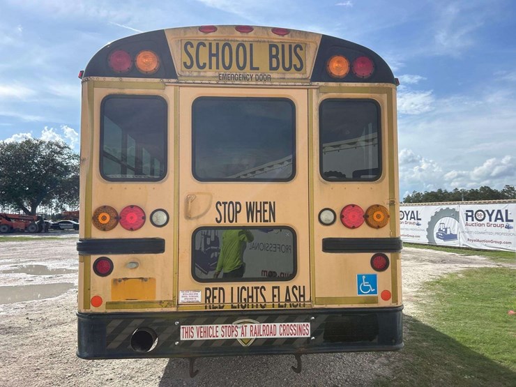 2009-ic-corporation-pb105-school-bus-image-29