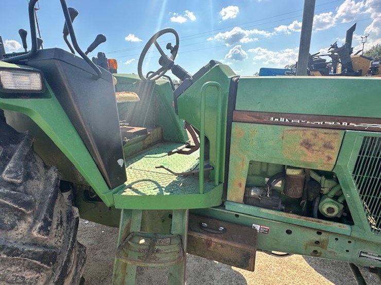 john-deere-6400-image-40