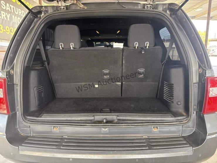 2015-ford-expedition-image-9