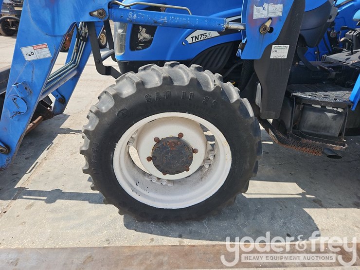 new-holland-tn75a-image-15