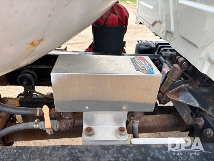 2013-international-durastar-4400-image-51