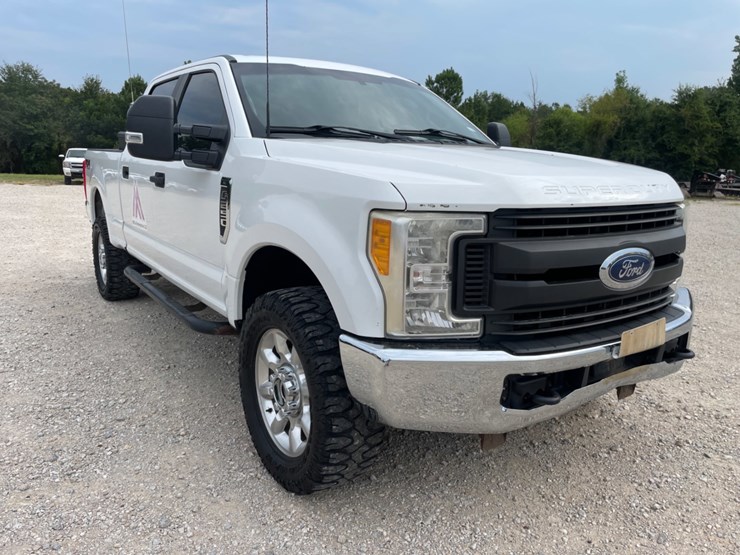 2017-ford-f250-image-2