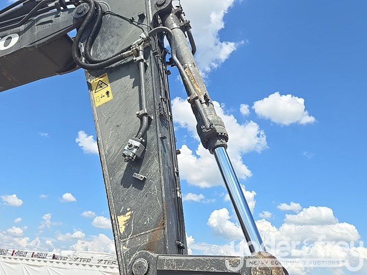 volvo-ec340dl-image-36