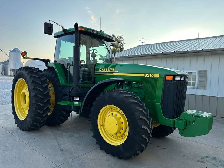 2000-john-deere-8310-image-2