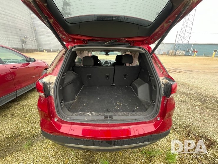 2024-chevrolet-equinox-lt-image-48