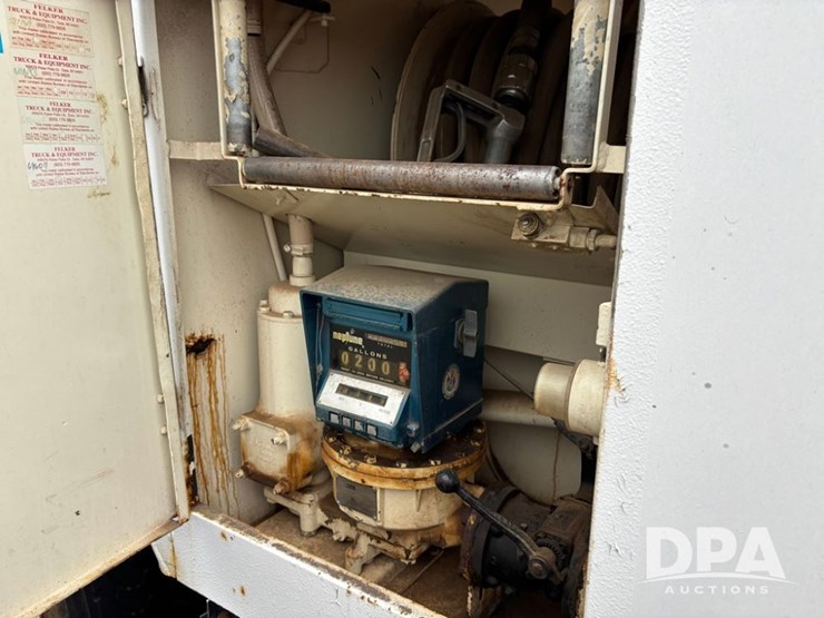 2002-international-durastar-4400-image-33