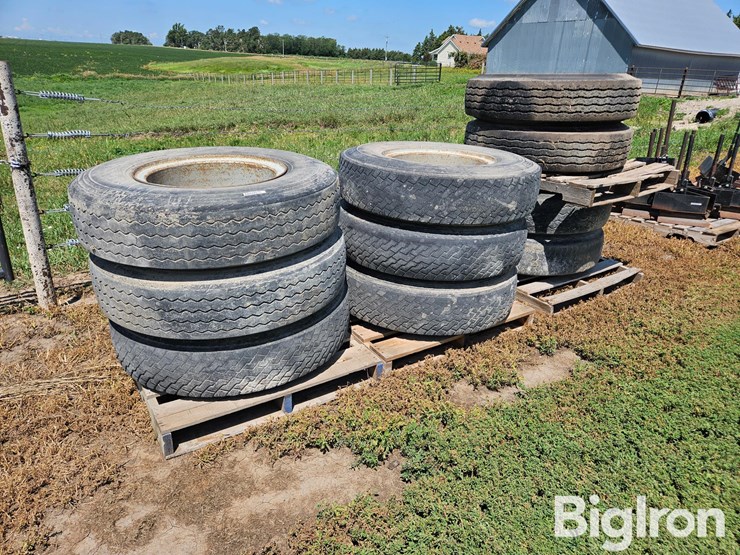 10.00r20-tires-&-rims-image-3