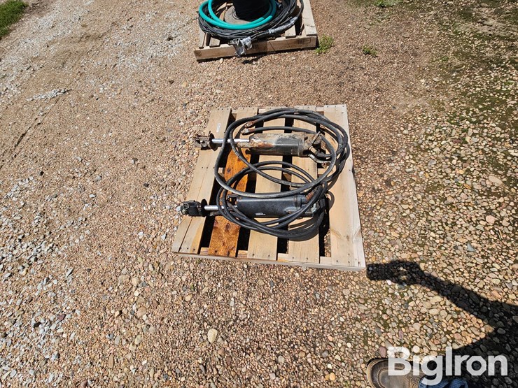 john-deere-machinery-hydraulic-cylinders-image-7
