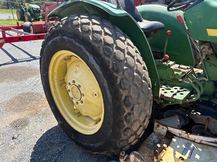 john-deere-1050-image-10