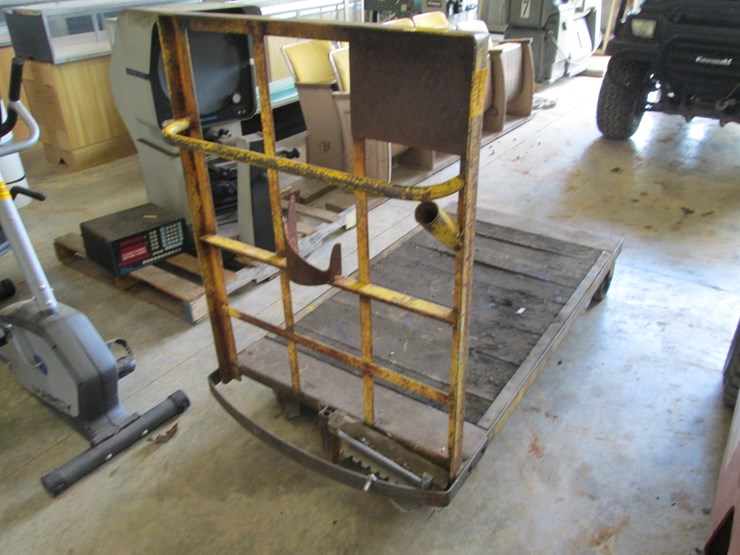 #98-•-#26943-•-60"x32"-rolling-cart-image-1