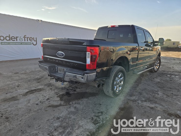 2017-ford-f250-xl-image-5