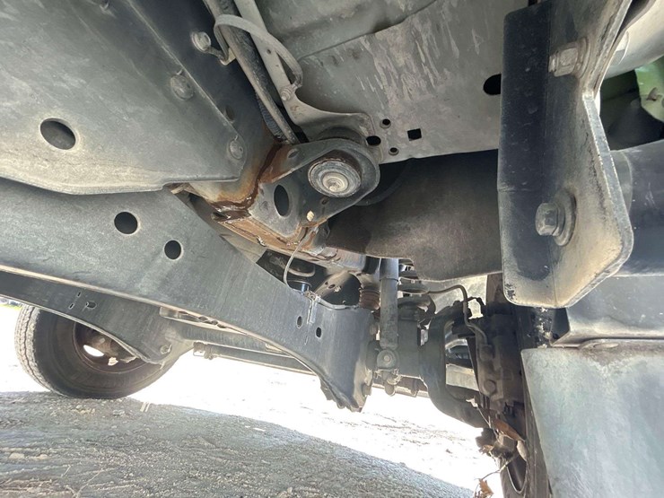 2015-ford-f550-image-22
