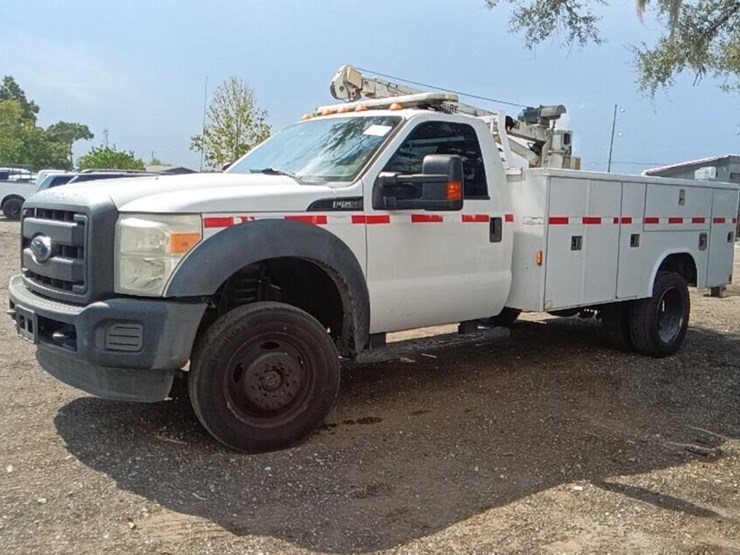 2016-ford-f550-image-2