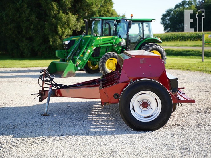 case-ih-5300-image-8