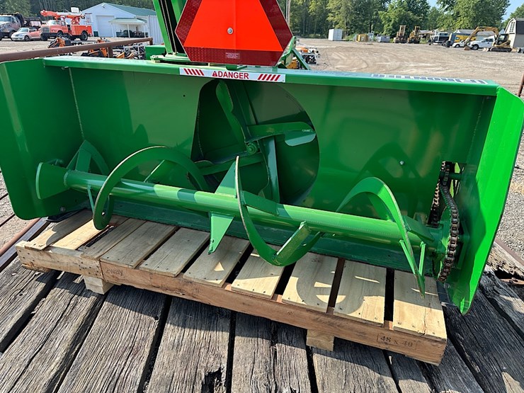 frontier-sb1164-snowblower-image-7