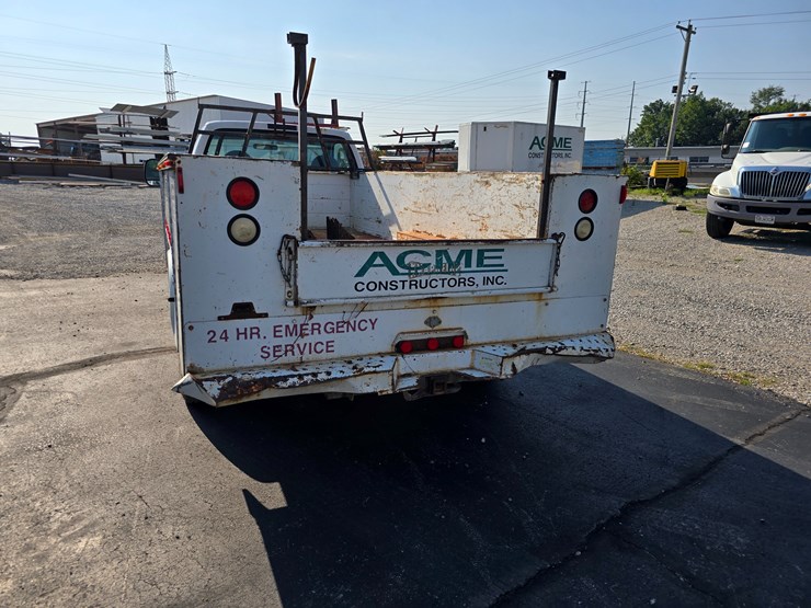 2000-ford-f550-image-19