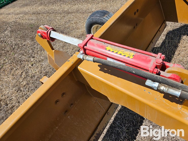 strobel-12'-tilt-box-scraper-image-14