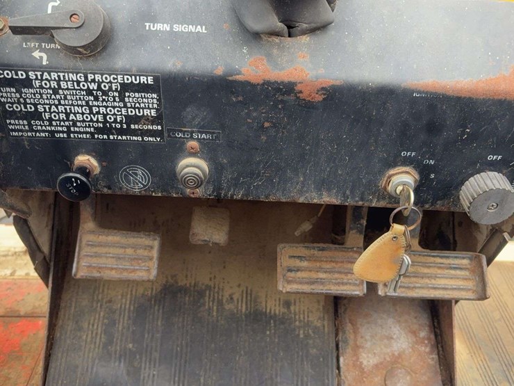 1977-case-970-2wd-tractor-image-29