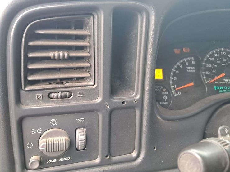 2001-chevrolet-silverado-image-20