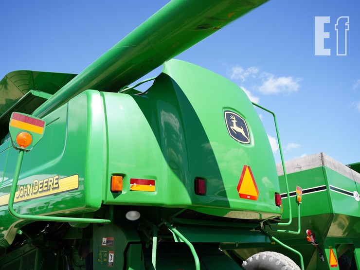 2005-john-deere-9660-sts-image-26