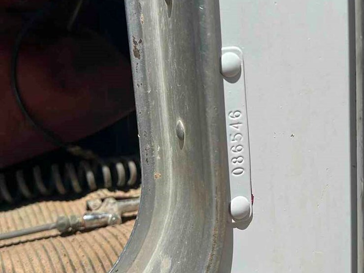 2005-kenworth-t800-image-8