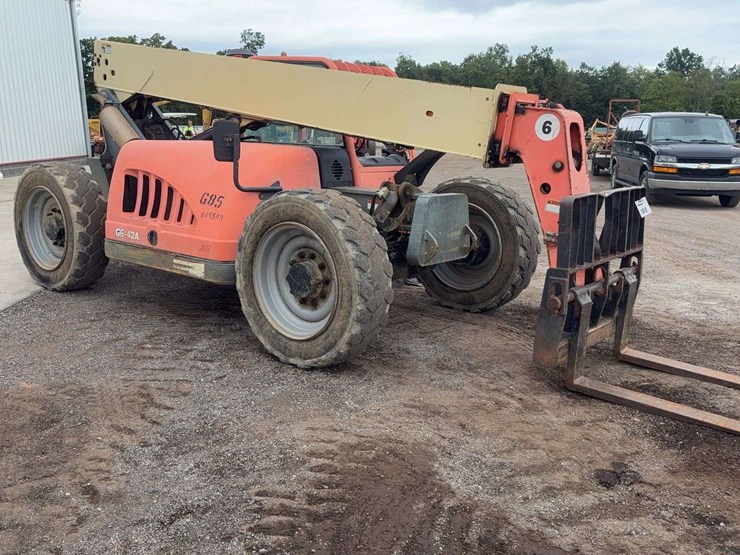 2006-jlg-g6-42a-image-2