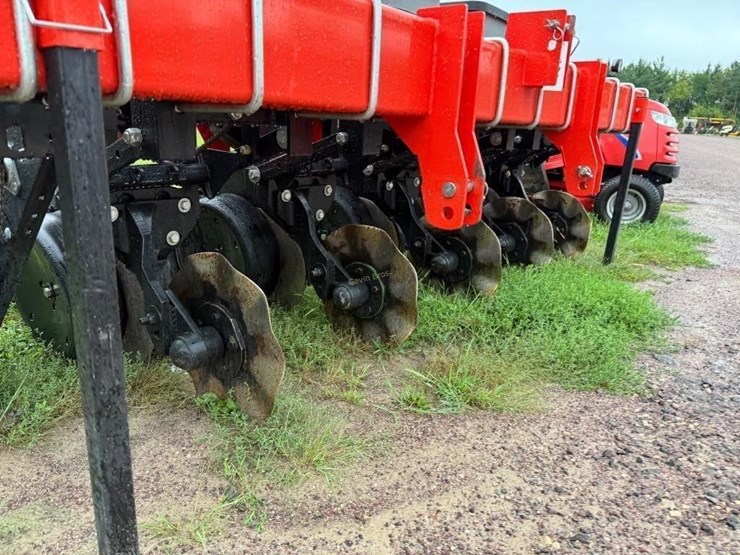 3pt-5-row-plot-planter-image-8