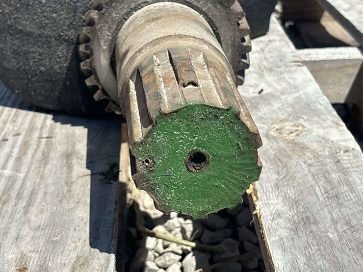 john-deere-model-g-crankshaft-image-7