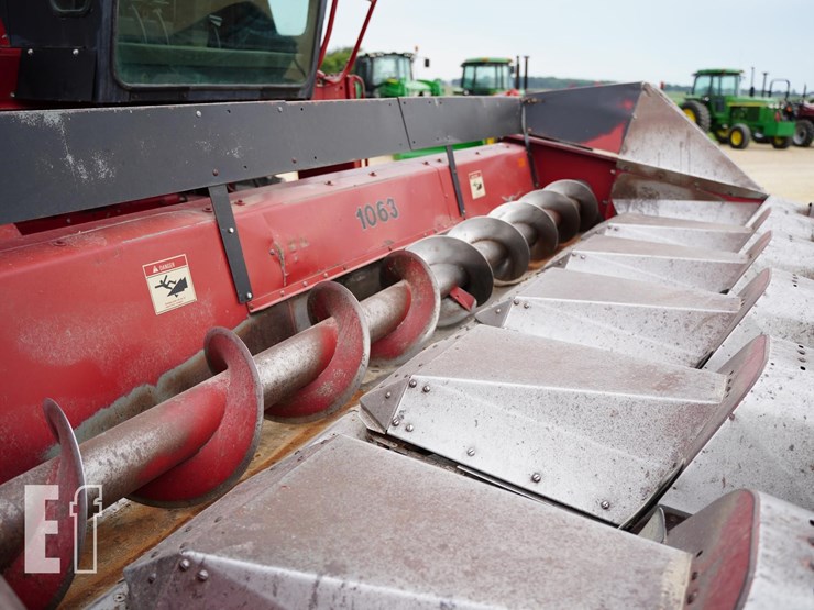 case-ih-1063-image-6