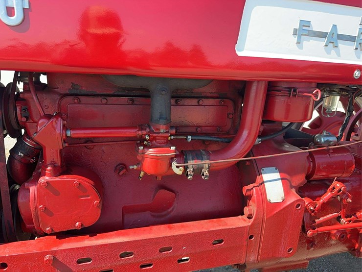 1955-farmall-400-2wd-tractor-image-23