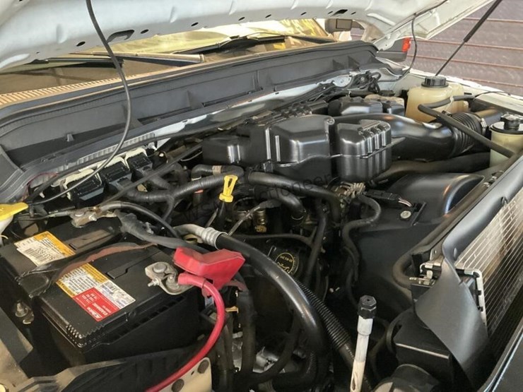 2014-ford-f250-image-13