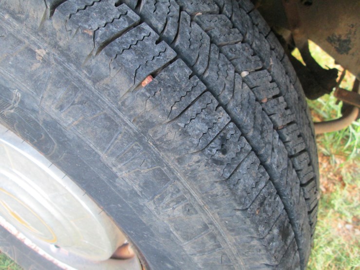 #19-•-#26805-•-1982-chevrolet-scottsdale-pickup-1gcgc24m5cj147797-image-15