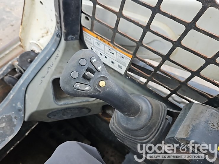 2018-bobcat-t590-image-25