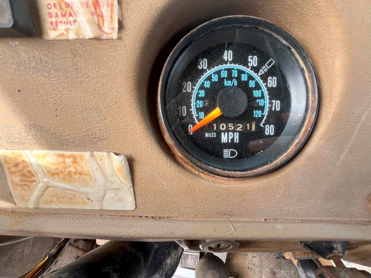 1982-mack-rd685s-image-12