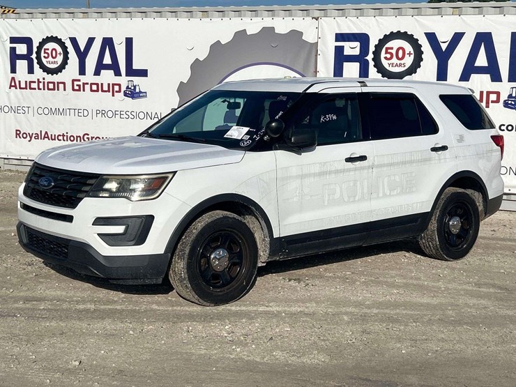 2017-ford-explorer-image-1