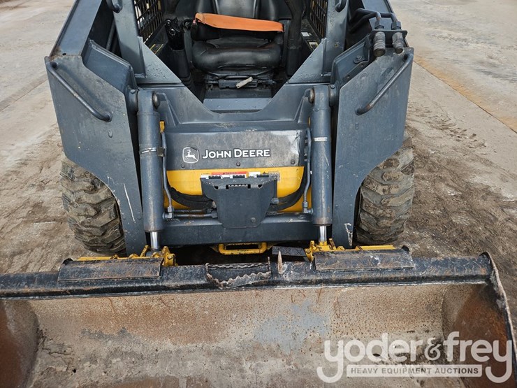 2016-deere-314g-image-11