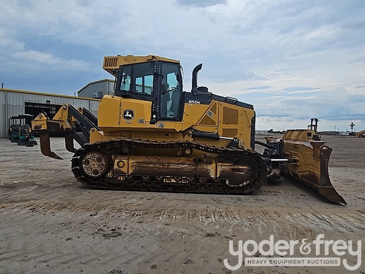 2018-deere-850k-image-6