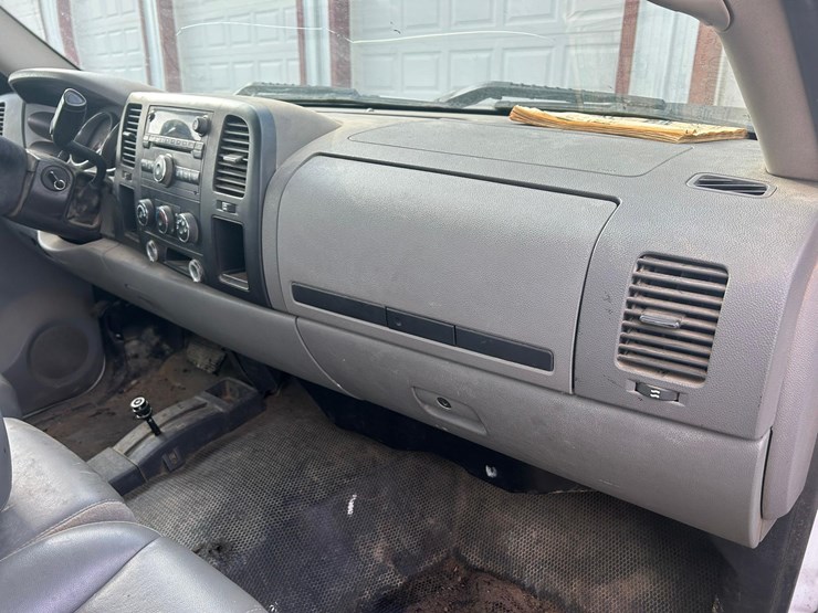 2009-chevrolet-silverado-3500hd-image-31